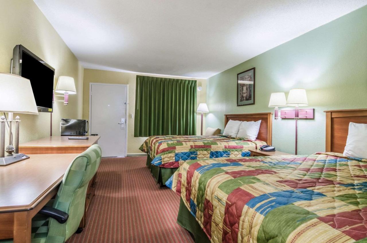 Rodeway Inn Concordia Kültér fotó